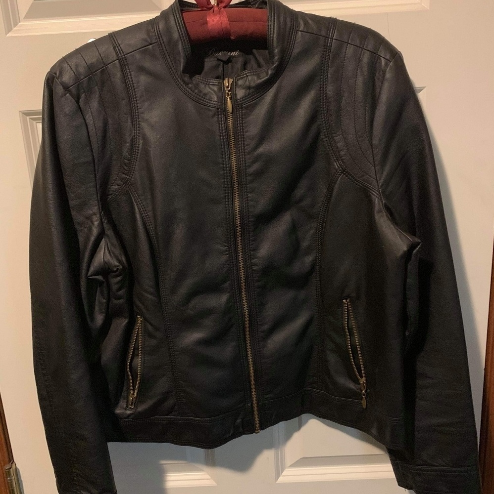 Black faux leather jacket size XL